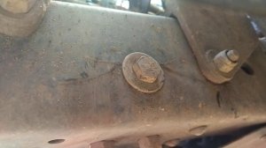 Газон Некст сломало раму.