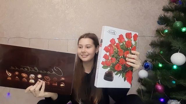 ? Что можно ПОДАРИТЬ ДЕВОЧКЕ на НОВЫЙ ГОД смотреть онлайн