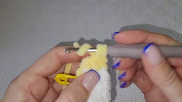 Вязаный зайчик ♡ 1 часть ♡ Подробный мастер-класс для начинающих крючком ♡ смотреть онлайн