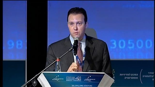 The Herzliya Debate: Can the World Live with a Neuclear Iran? Herzliya Conference 2011 смотреть онлайн
