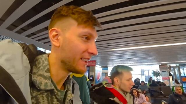 ПОДКИНУЛ ДРУГУ ПАКЕТИК ПРАНК | РЕАКЦИЯ смотреть онлайн
