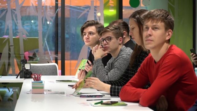 Экскурсия студентов ЯрГУ в Сбербанк AGILE HOME смотреть онлайн