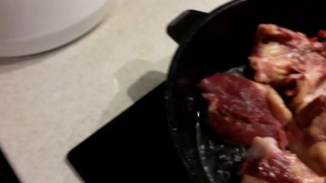 Как Вкусно Приготовить Домашнюю Утку/Утка в Мультиварке с Айвой смотреть онлайн