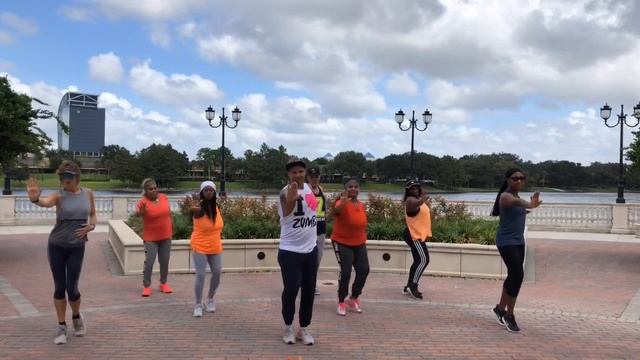 Chandelier-Kizomba Zumba смотреть онлайн