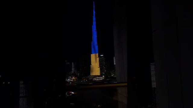 [ Альбом ]
?? Самое высокое здание в мире, Бурдж-Халифа окрасилась в цвета российского флага Не х смотреть онлайн