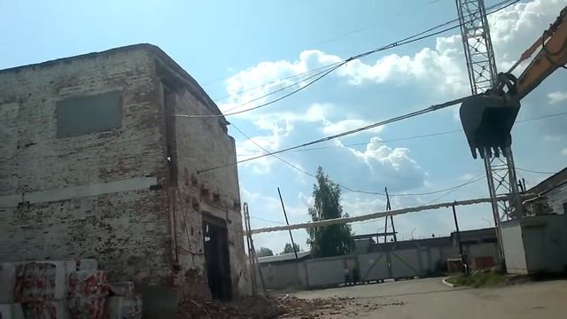 Демонтаж стены, быстрый и аккуратный смотреть онлайн