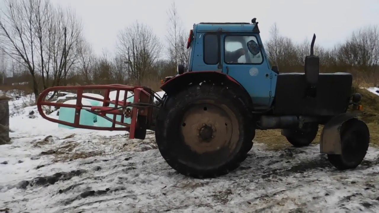 Смотри какая трудная загрузка Сена.Гололед ,МТЗ 80 без цепей! смотреть онлайн