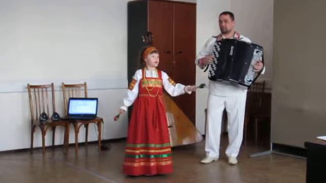 Бруй Екатерина, 6 лет. "Я капустицу полола" смотреть онлайн