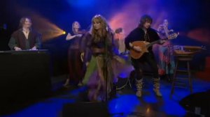 Blackmores Night   2013 07 16   Dancer and the moon