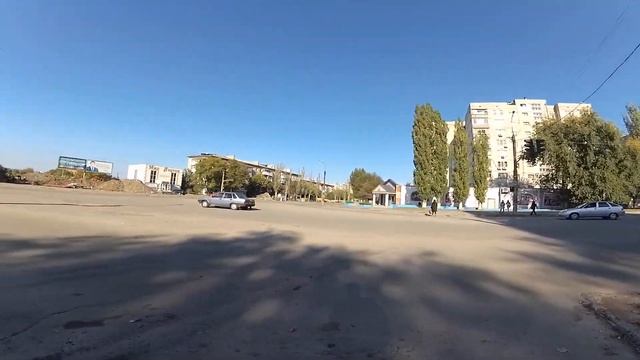 Луганск заброшенный Ночной клуб Сахар и заросшее кафе Водопад смотреть онлайн
