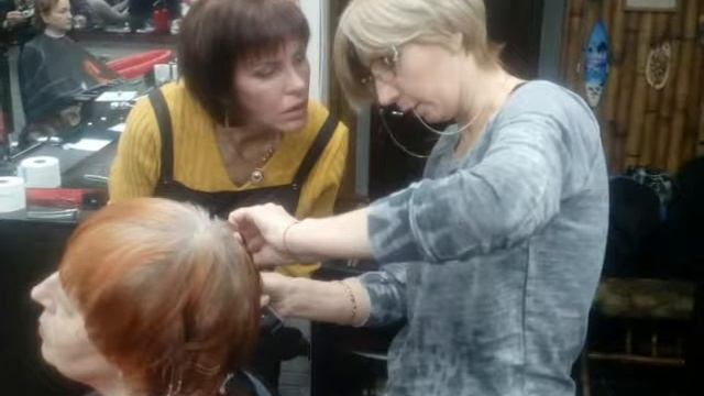 Обучение женским стрижкам, курсы парикмахеров +7(925)744-30-68 смотреть онлайн
