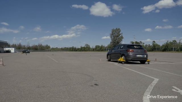 Drive Experience Academy - Loris Bicocchi e Davide Cironi - 1° Corso (SUBS) смотреть онлайн