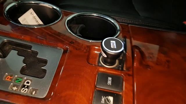 Тойота Хайлендер V40. Не работают розетки в салоне. Заметки.