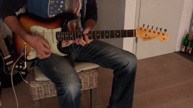 Fender 60‘s Custom Shop Vintage Style Strat смотреть онлайн