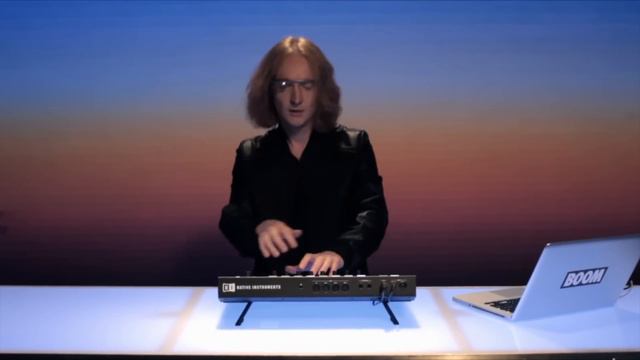Jeremy Ellis plays MASCHINE STUDIO | Native Instruments смотреть онлайн