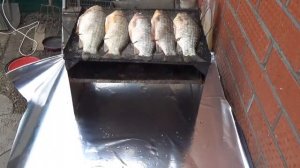 Как приготовить карася горячего копчения