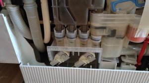 Посудомойка Bosch набирает мало воды