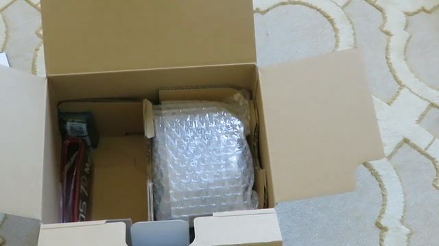 Canon EOS 7D Mark II Unboxing смотреть онлайн