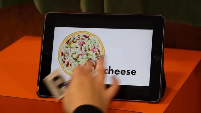 Storytime Online: Pizza! Pizza! смотреть онлайн