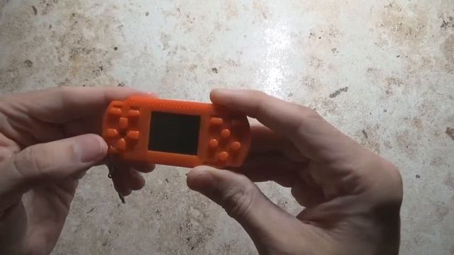 Тетрис в кармане. Брелок "Brick Game." смотреть онлайн