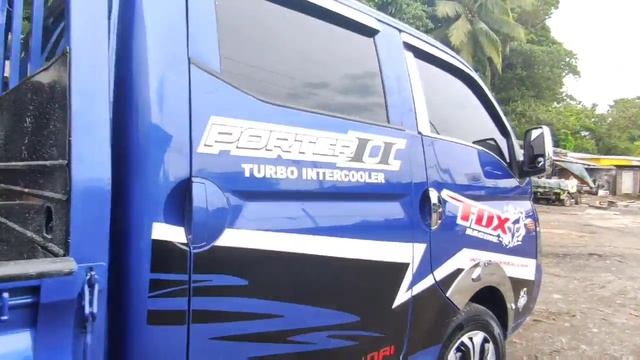 Hyundai Porter 2 with front bumper and full body sticker | Monique Bongo Surplus смотреть онлайн