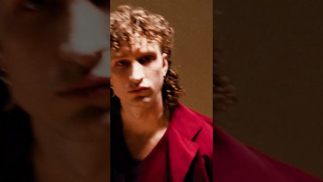 CURLS just wanna have FUN! Styled with Riggs No.3 Cay Shaper смотреть онлайн