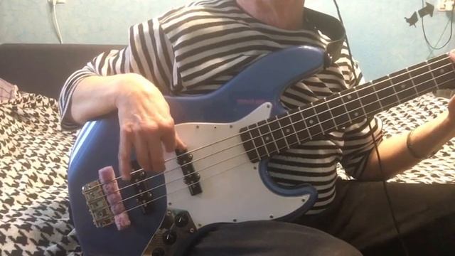 Stompin’ at the savoy/ bass cover смотреть онлайн