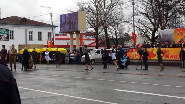 Парад в Елизово в Камчатском крае смотреть онлайн
