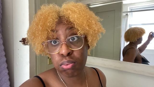 Bleaching My Hair Part 2 | Garnier Nutrisse & Manic Panic on 4C Hair смотреть онлайн