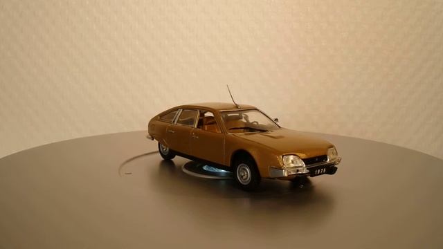Citroen CX 2000 (1975) 1/43
