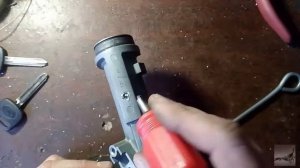 Как разобрать замок зажигания TOYOTA ?