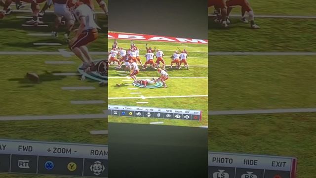 NCAA Football 12 (Blocked Field Goal!) смотреть онлайн