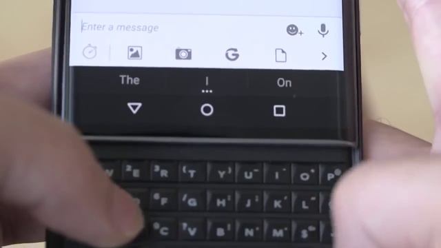 Небольшой обзор BlackBerry Priv на русском перевод