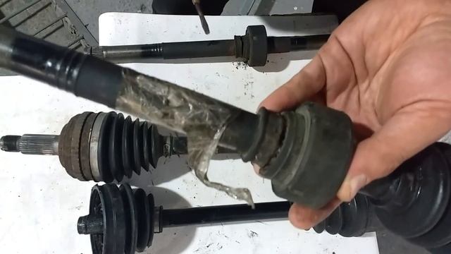 Вибрация часть 2 Осмотр привода пулооси Honda CR-V Rd1