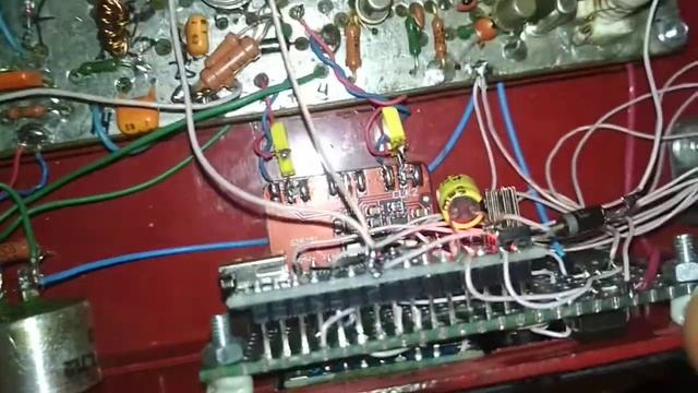 Собираем и настраиваем трансивер Аматор-КФ 2-часть (добавлен синтезатор частот) смотреть онлайн