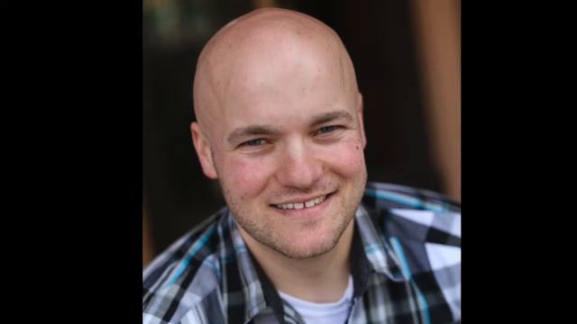 Michael Heitmann, bass-baritone - Porterlied from Martha (Flotow) смотреть онлайн