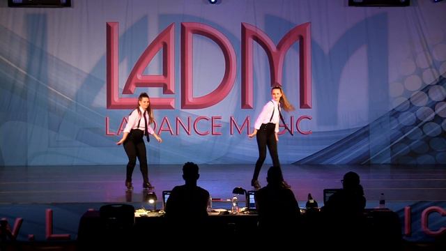 Metronome (Tap duo) смотреть онлайн
