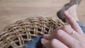 Как сделать двойную стойку на кашпо из ротанга