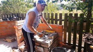 Надежная печь для казана своими руками из старых кирпичей . Казан мангал . Барбекю комплекс ?