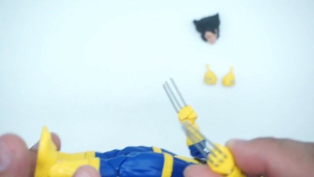 Marvel Legends Retro X-men Wolverine Action Figure Review смотреть онлайн