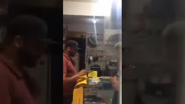 VIM BUSCAR BUSCAR MEU IPAD NA LOJA DO TONINHO. смотреть онлайн