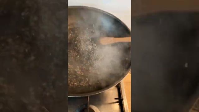 Ризотто с чернилами каракатицы смотреть онлайн