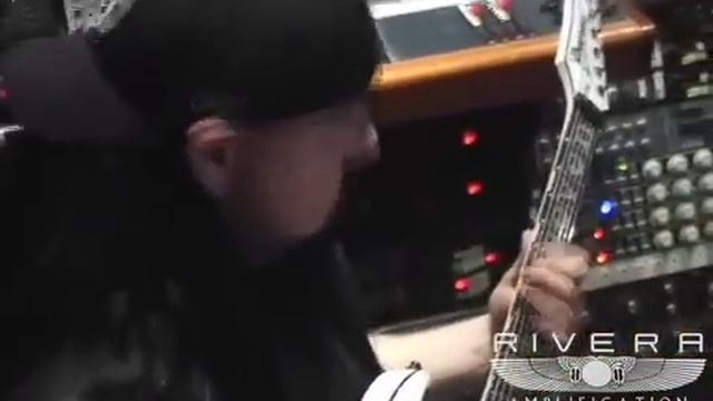 Mick Thomson recording for Slipknot's "All Hope is Gone" смотреть онлайн