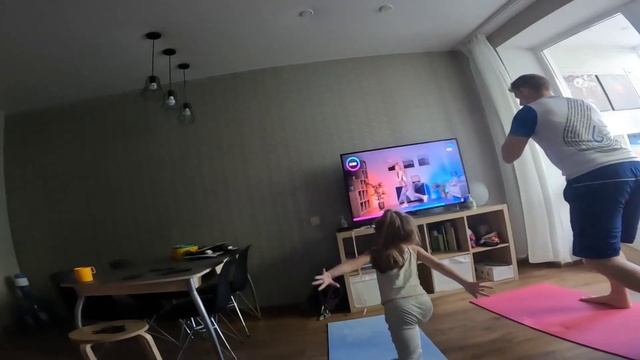 Все идём дружно на, зарядку смотреть онлайн