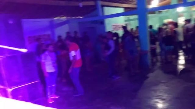 Júnior show tocando fazer bebê agora смотреть онлайн
