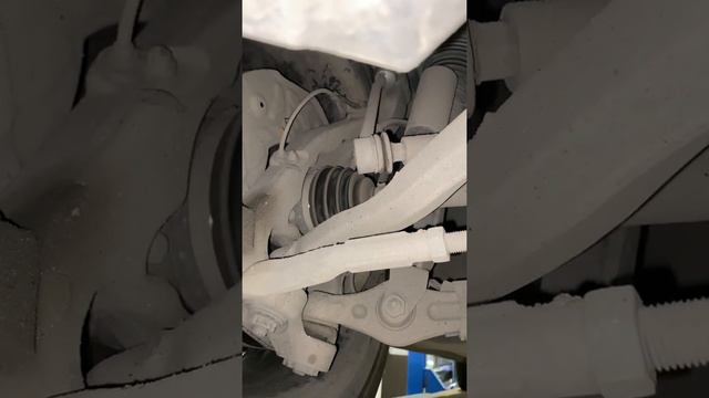 Позор Мерседес Е53 AMG - протерся тормозной шланг на 14 тыс.км!!! смотреть онлайн