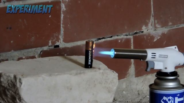 БАТАРЕЙКА ПРОТИВ ГАЗОВОЙ ГОРЕЛКИ смотреть онлайн
