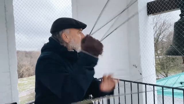 Колокольный звон в Коломенском смотреть онлайн