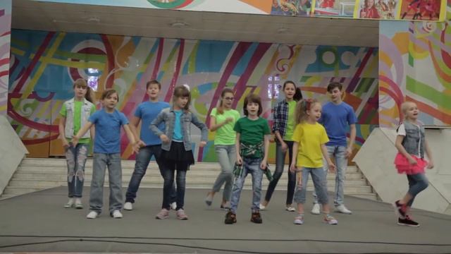 Тридцать три коровы смотреть онлайн