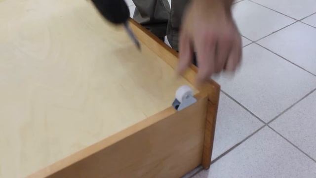 Сборка встроенного ящика к кроватям в размере 140, 160, 180 смотреть онлайн